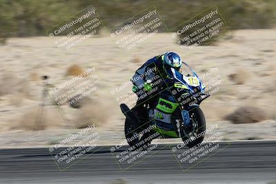 media/Dec-07-2025-CVMA (Sun) [[3e7d2de5dc]]/Race 8-Middleweight Shootout/